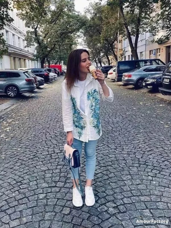 Olga, 19