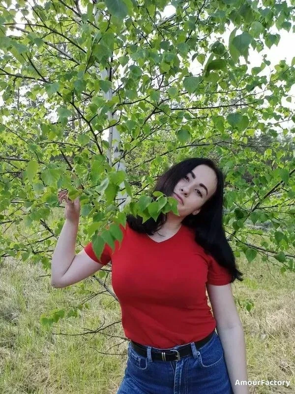 Natalia, 22