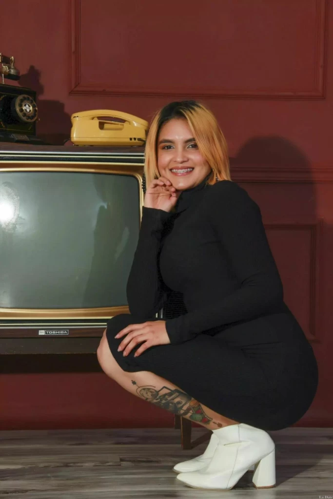 Emilia, 25